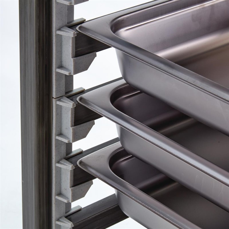 fp464_05 Cambro GN 1/1 Regalwagen 18 Etagen