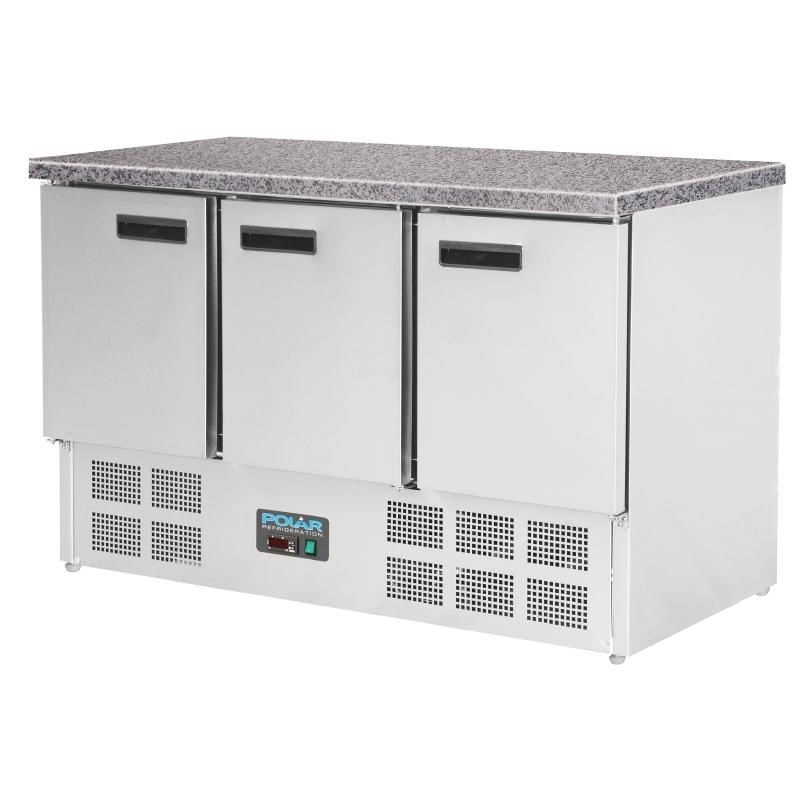 cl109_03 Polar Thekenkühltisch mit Marmorarbeitsfläche 3türig 368Ltr